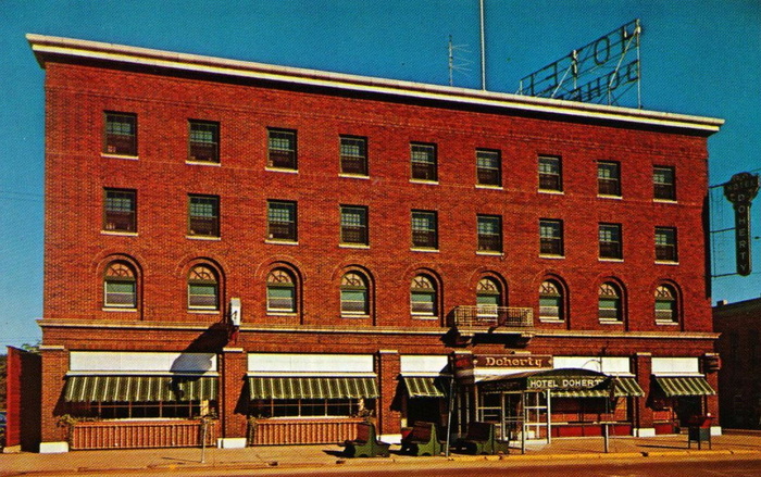 Doherty Hotel - Old Postcard View